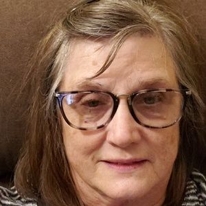 Meet your Posher, Connie